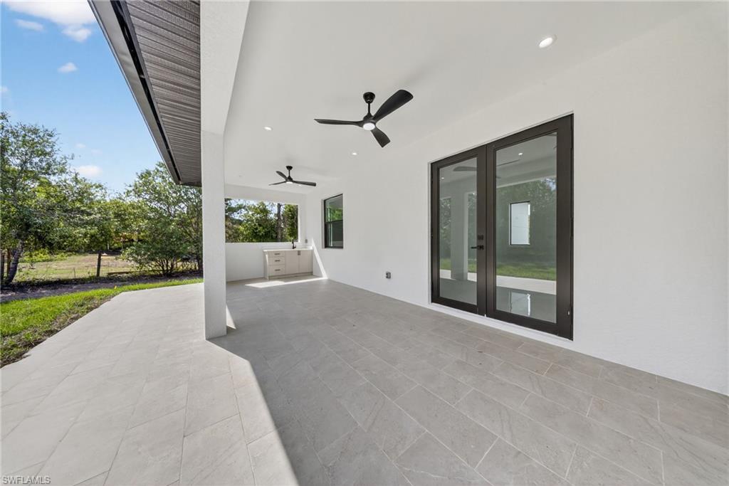 GOLDEN GATE ESTATES - Residential