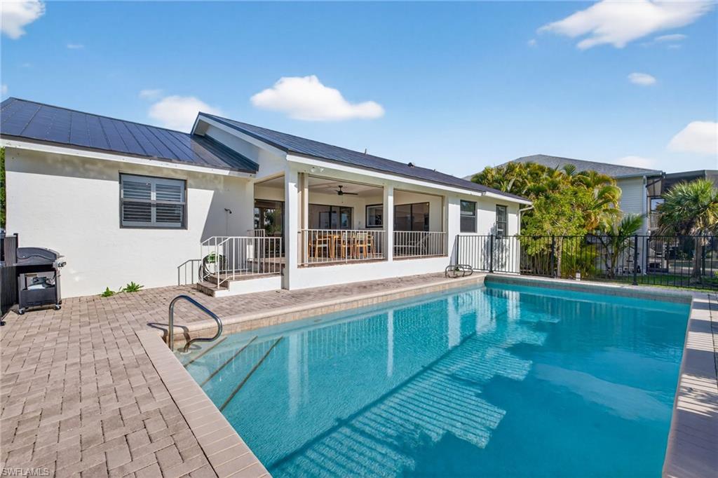 BEACHVIEW COUNTRY CLUB ESTATES - Residential