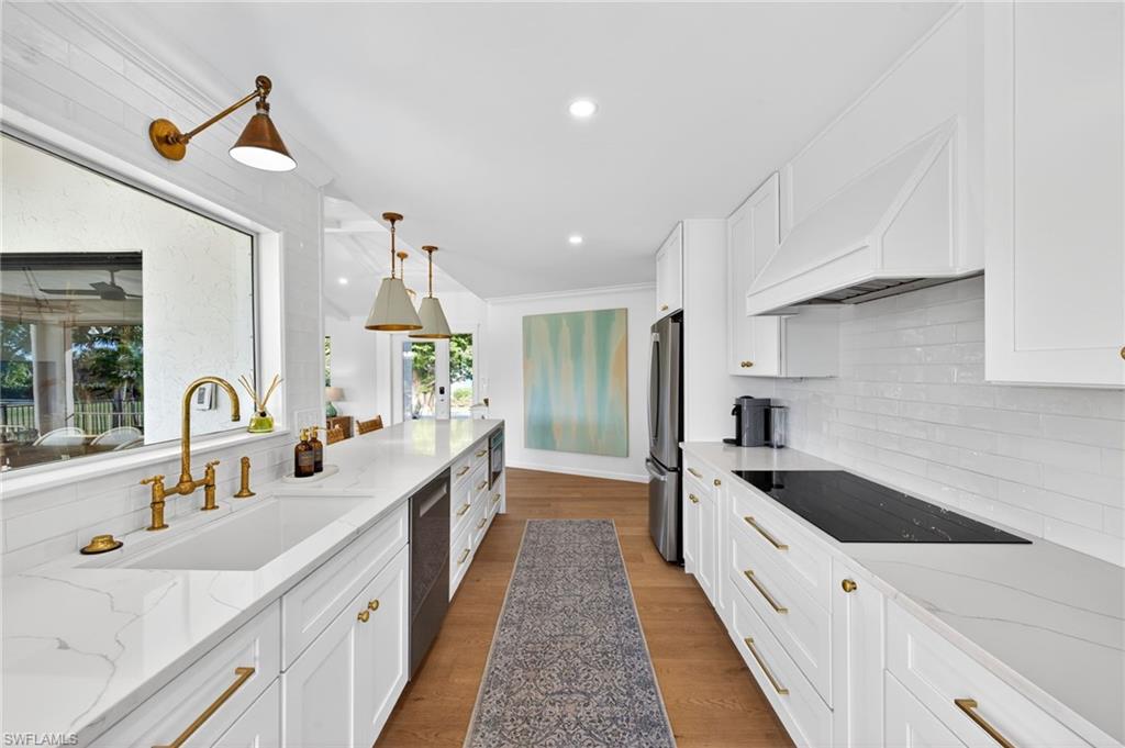 BEACHVIEW COUNTRY CLUB ESTATES - Residential