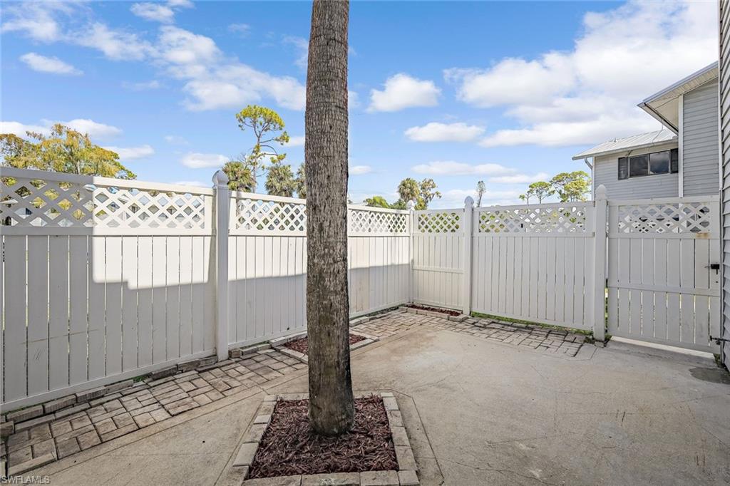 VILLAGE OF WHISKEY CREEK - Residential