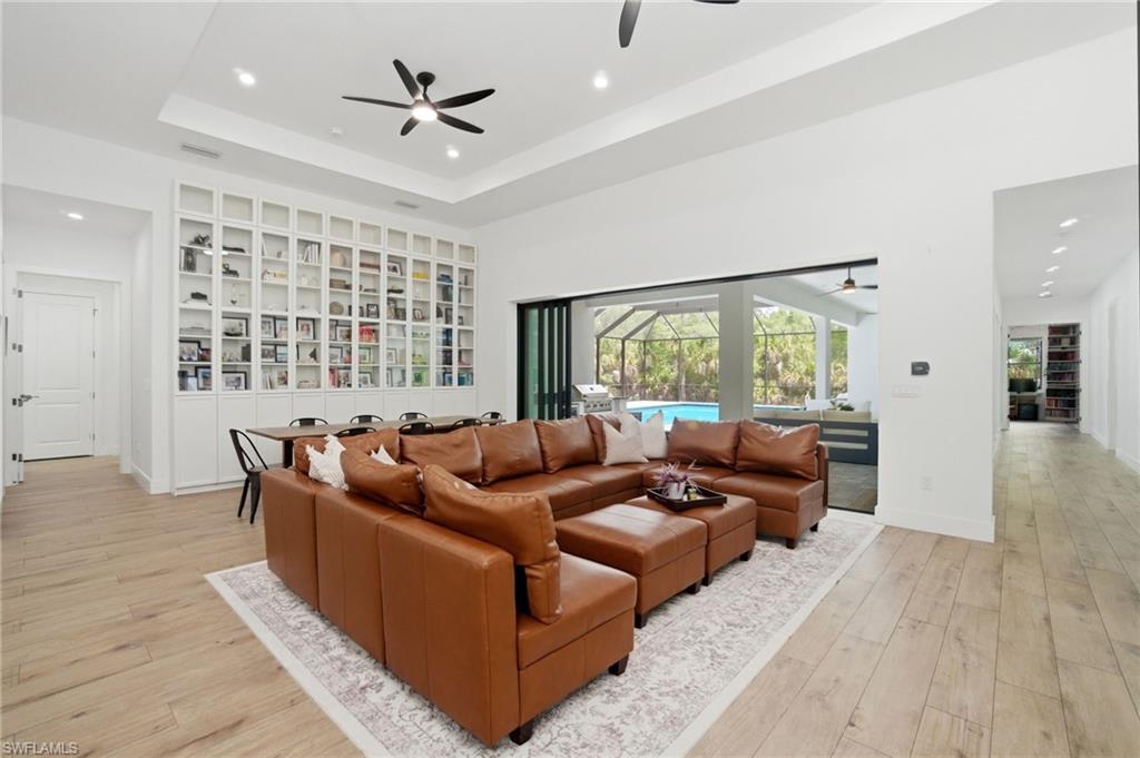 GOLDEN GATE ESTATES - Residential