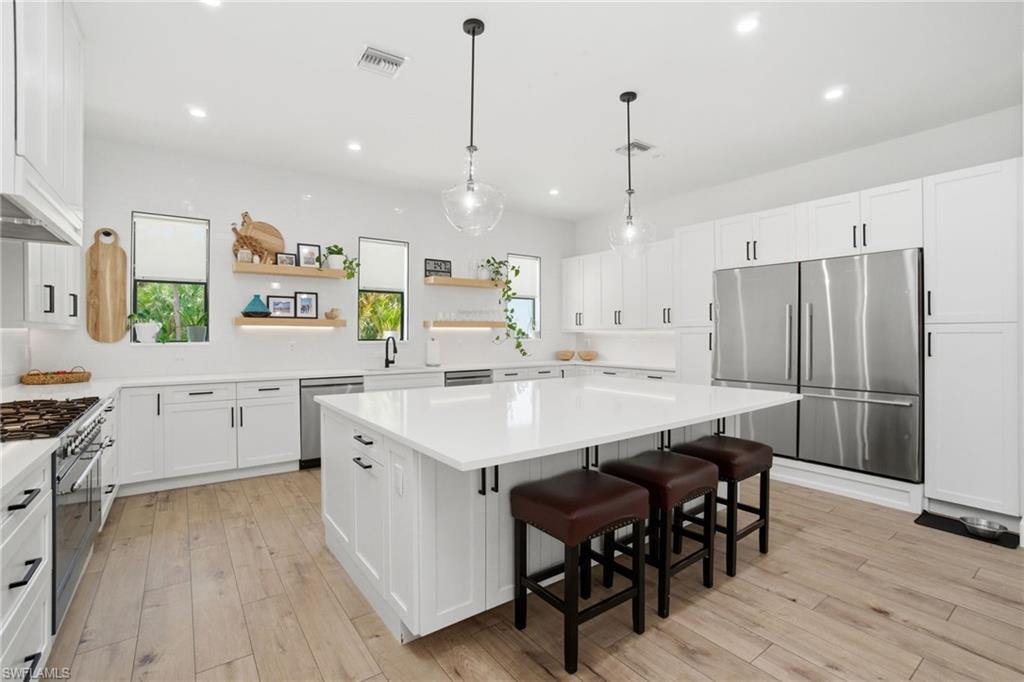 GOLDEN GATE ESTATES - Residential