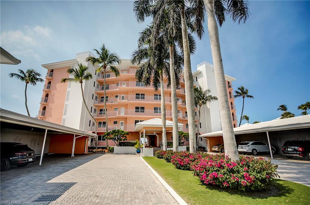 SHORES OF NAPLES - Residential