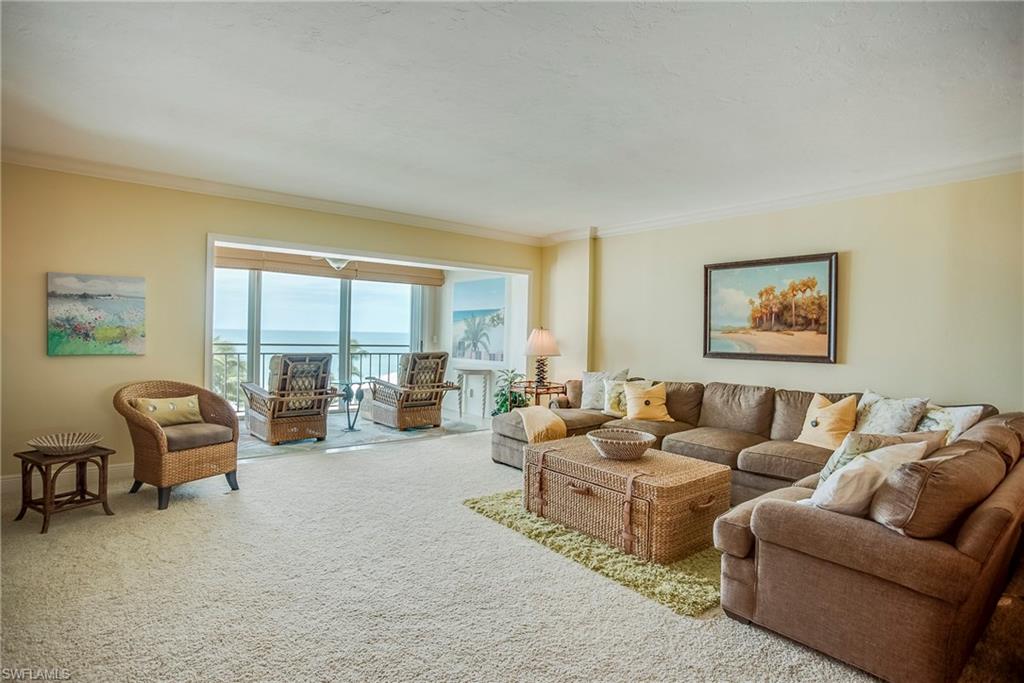 SHORES OF NAPLES - Residential