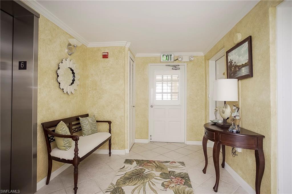 SHORES OF NAPLES - Residential