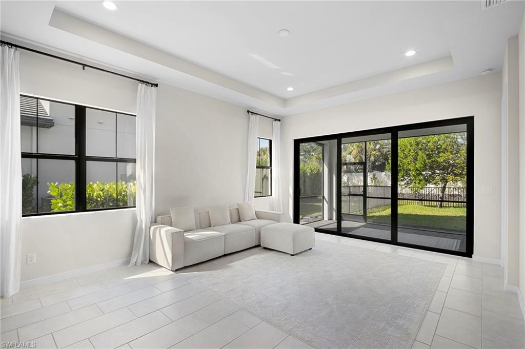 ABACO POINTE - Residential Lease