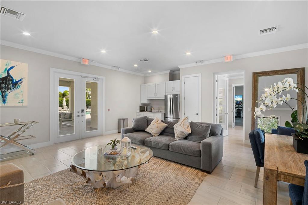 ABACO POINTE - Residential Lease