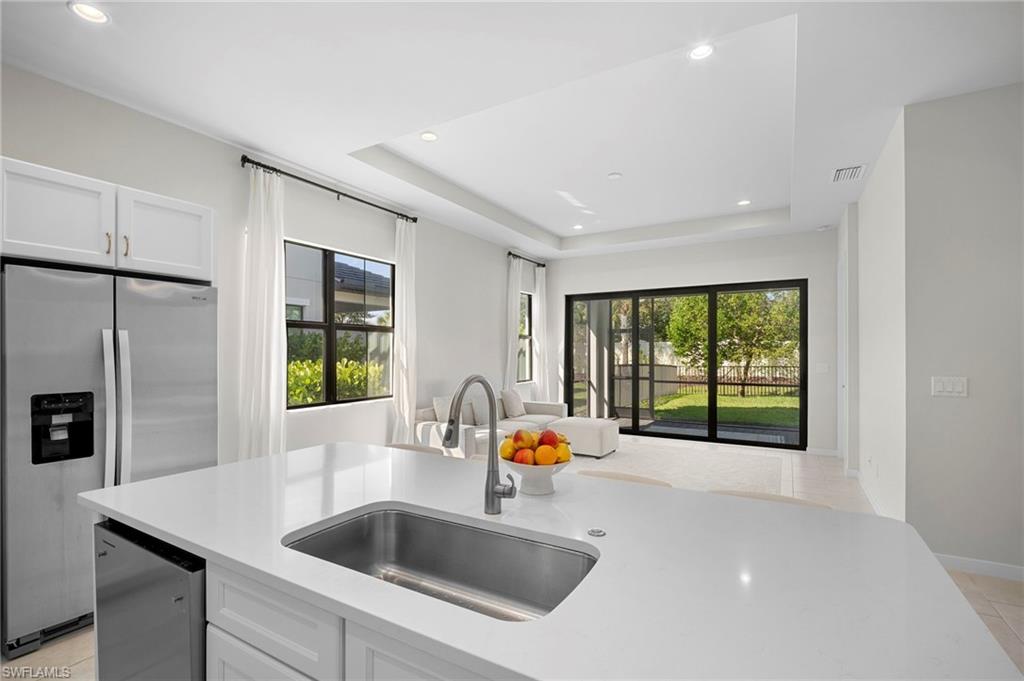 ABACO POINTE - Residential Lease