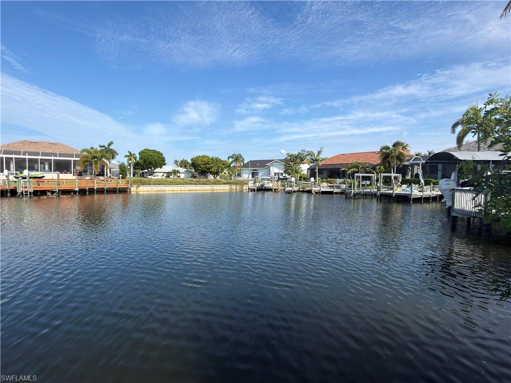 CAPE CORAL - Land