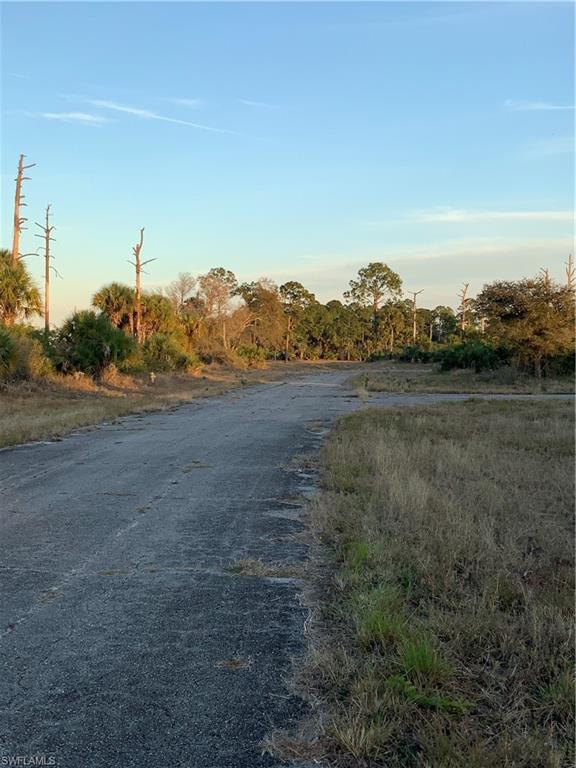 BANYAN VILLAGE - Land