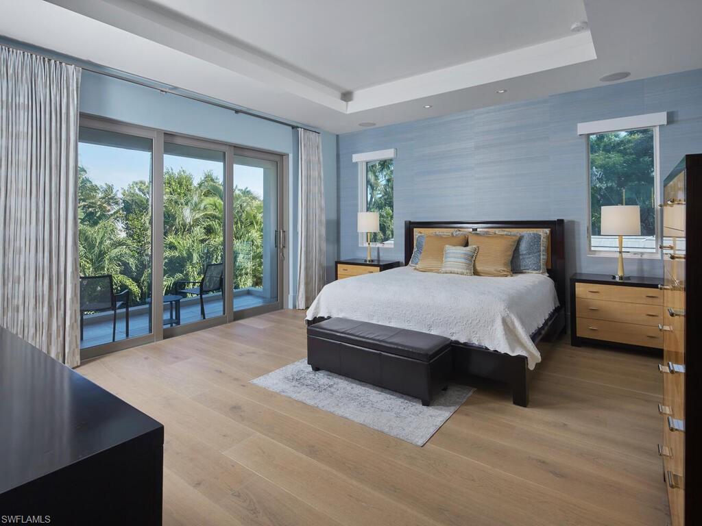 OLDE NAPLES - Residential