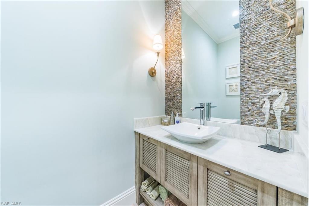 LEMURIA - Residential Lease