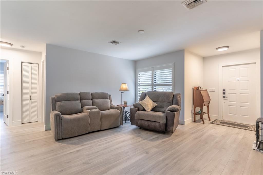 RIVER REACH - Residential