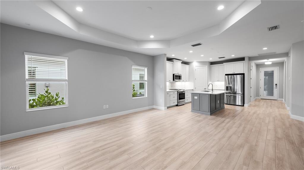 SKYSAIL - Residential