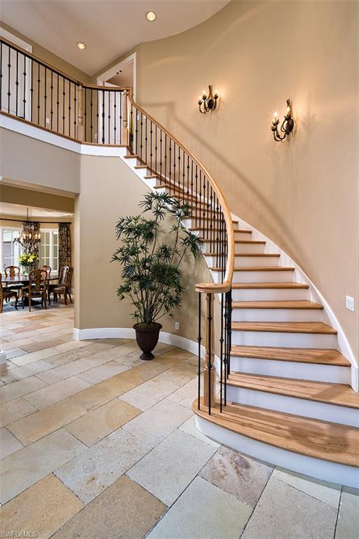 BAY COLONY SHORES - Residential