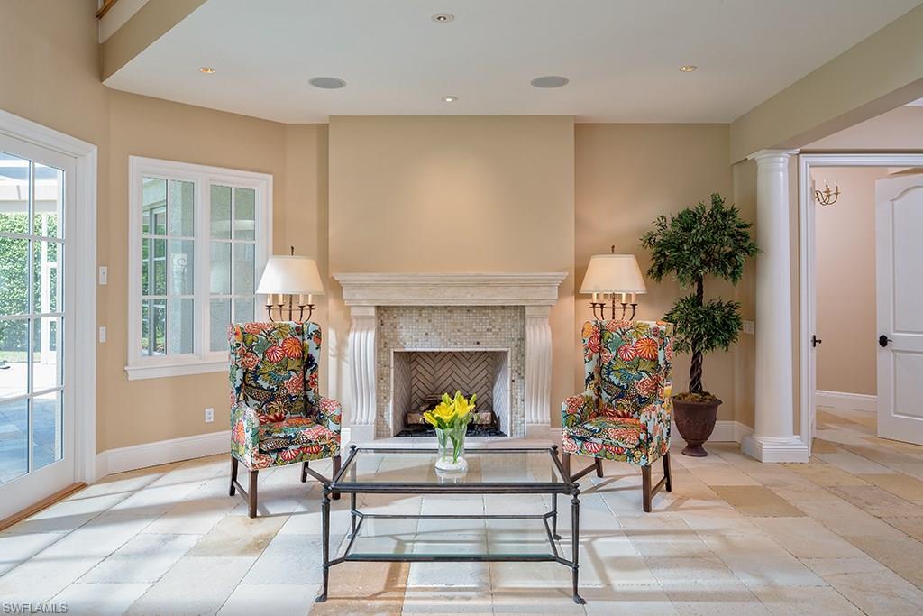 BAY COLONY SHORES - Residential