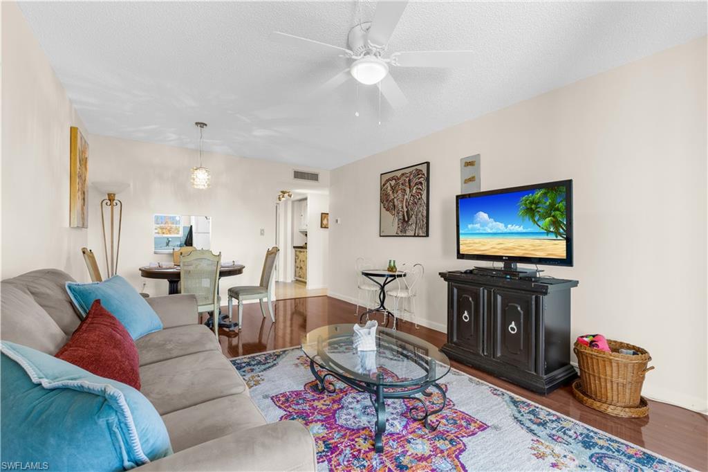 TURTLE LAKE GOLF COLONY - Residential Lease