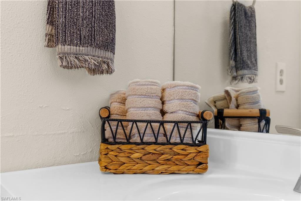 TURTLE LAKE GOLF COLONY - Residential Lease