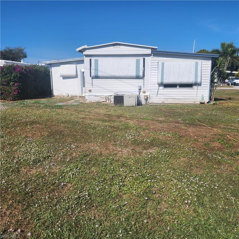 MOBILE MANOR - Residential