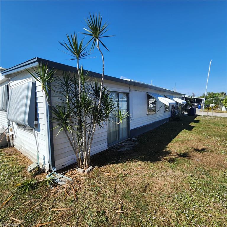 MOBILE MANOR - Residential