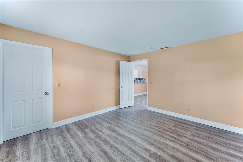 GLENBORO GROVES - Residential