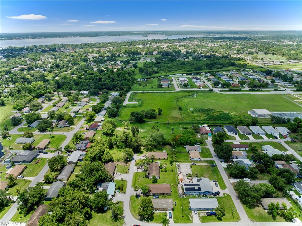 GLENBORO GROVES - Residential