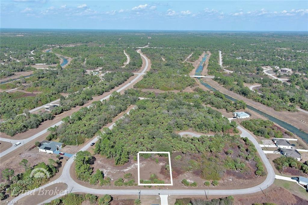 PORT CHARLOTTE - Land