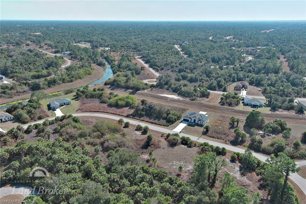 PORT CHARLOTTE - Land