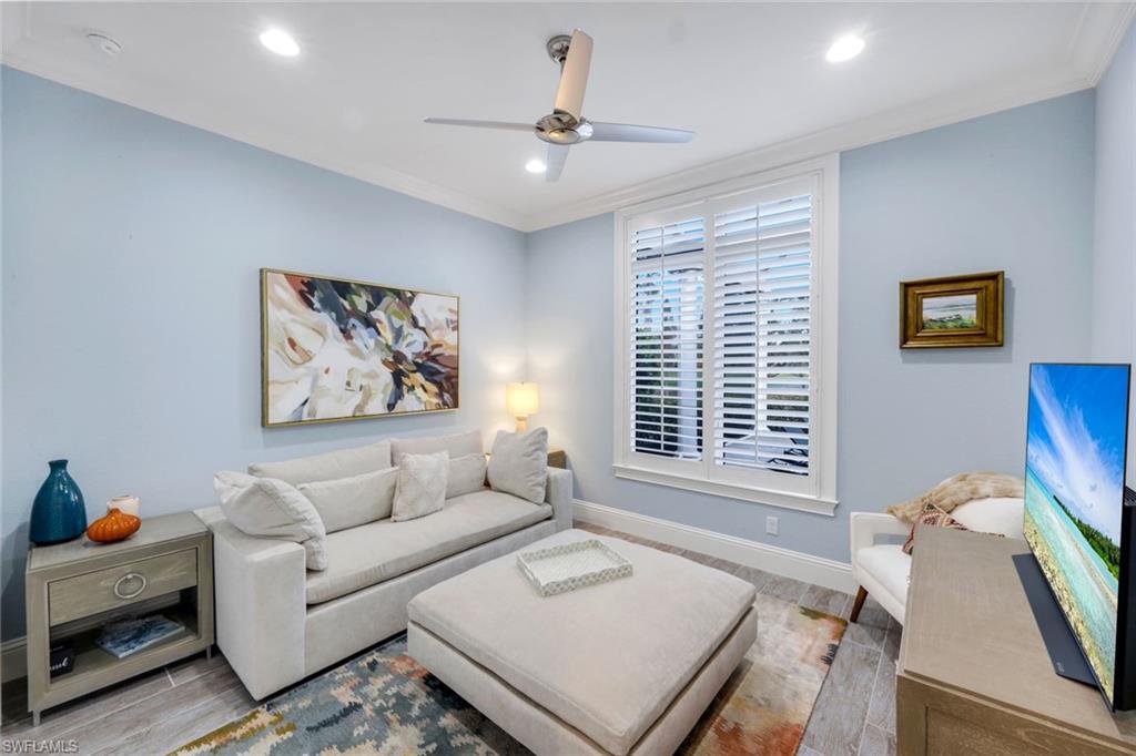 ISLA DEL SOL - Residential