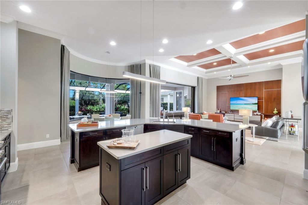 ISLA DEL SOL - Residential