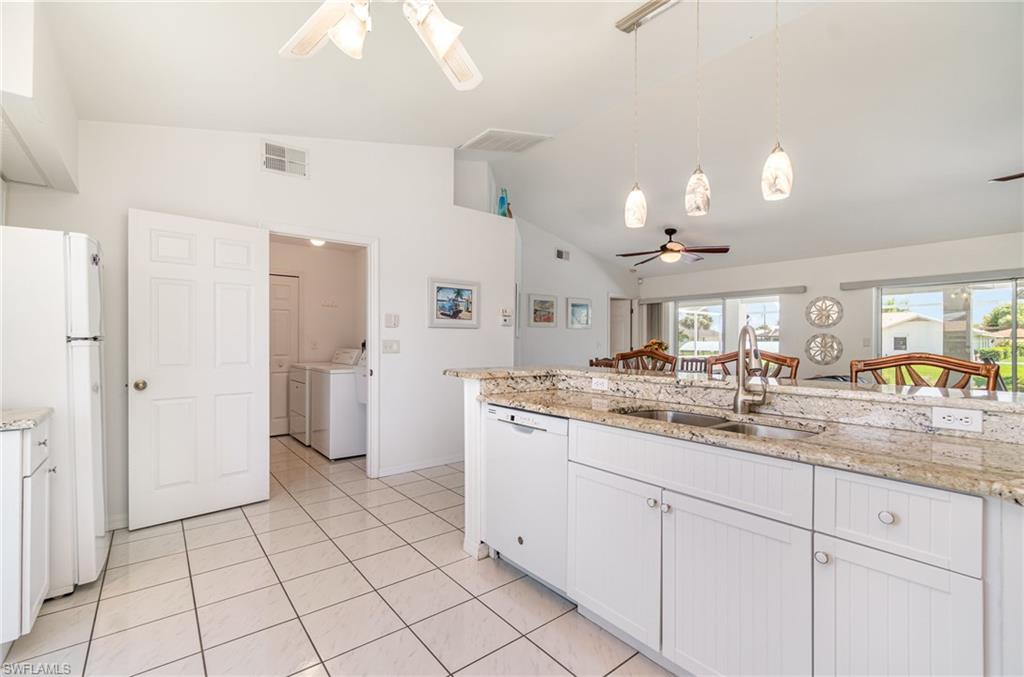 CAPE CORAL - Residential Lease