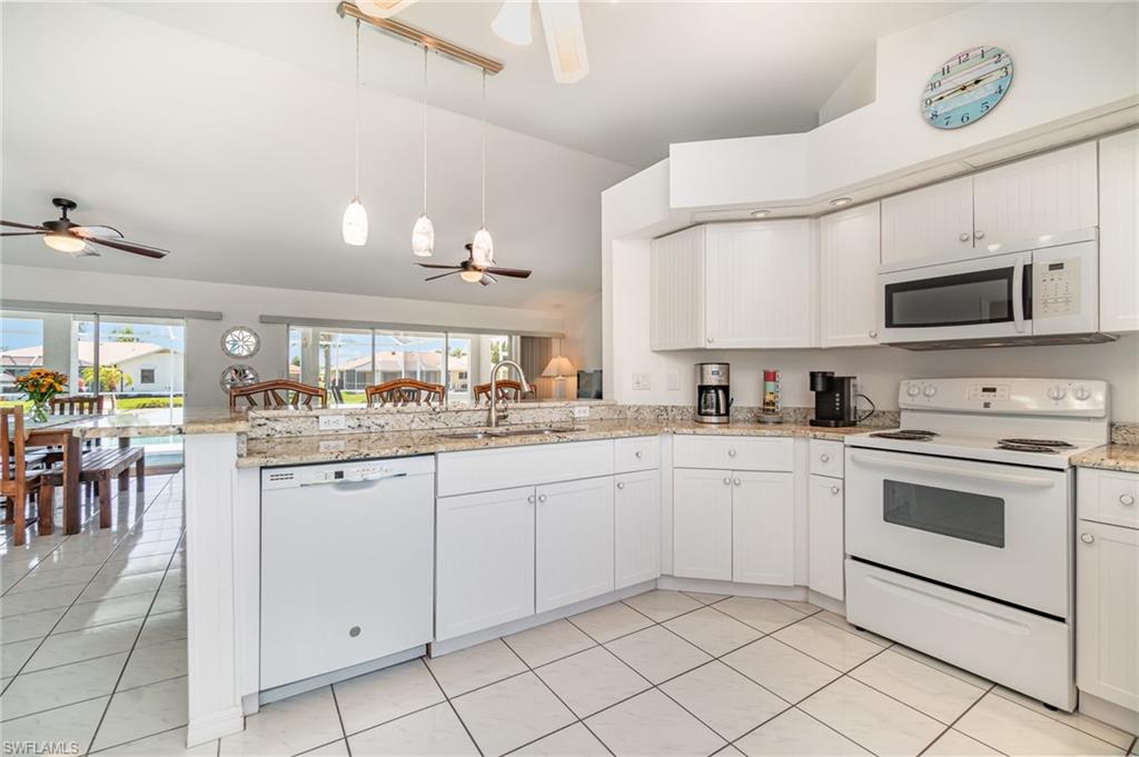 CAPE CORAL - Residential Lease