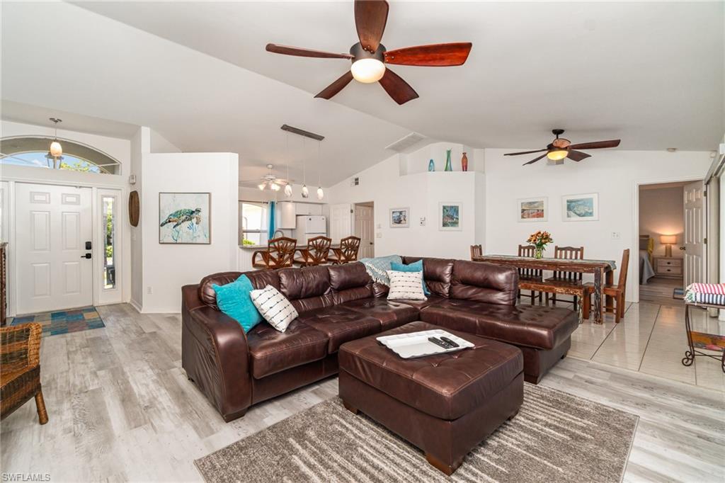 CAPE CORAL - Residential Lease