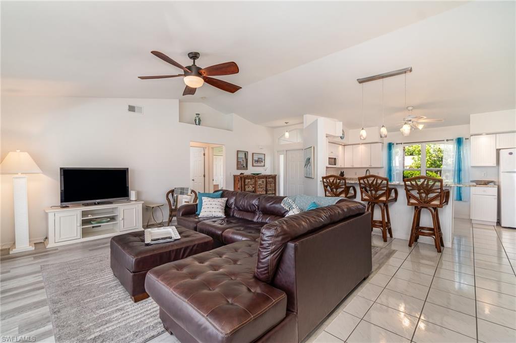 CAPE CORAL - Residential Lease