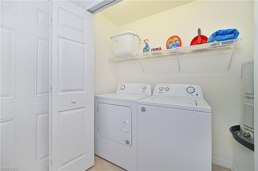 SABAL POINTE - Residential