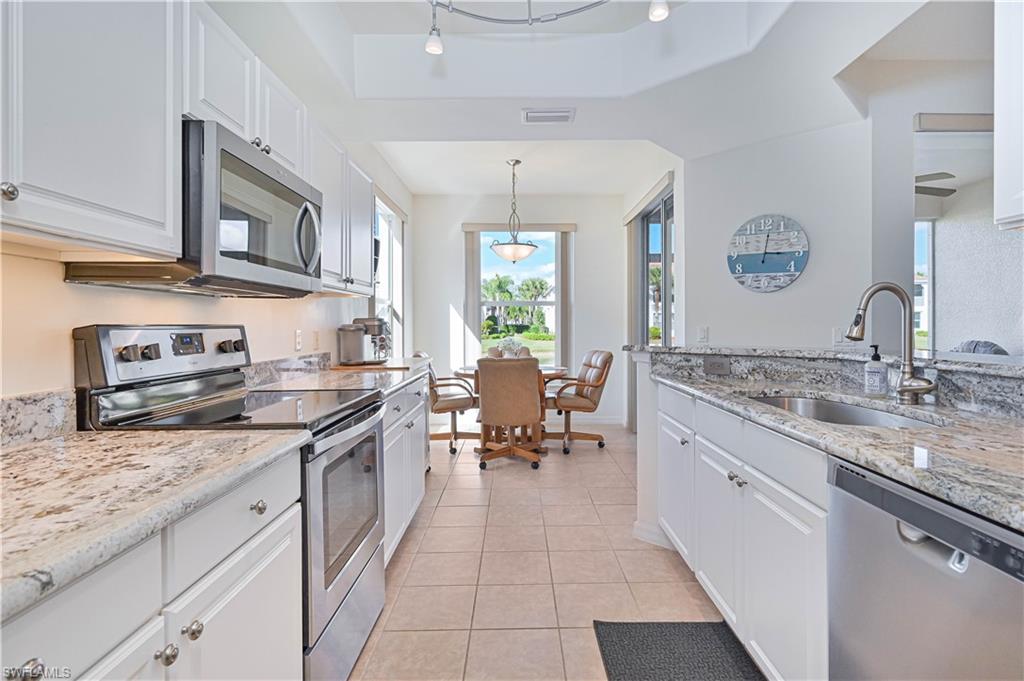 SABAL POINTE - Residential