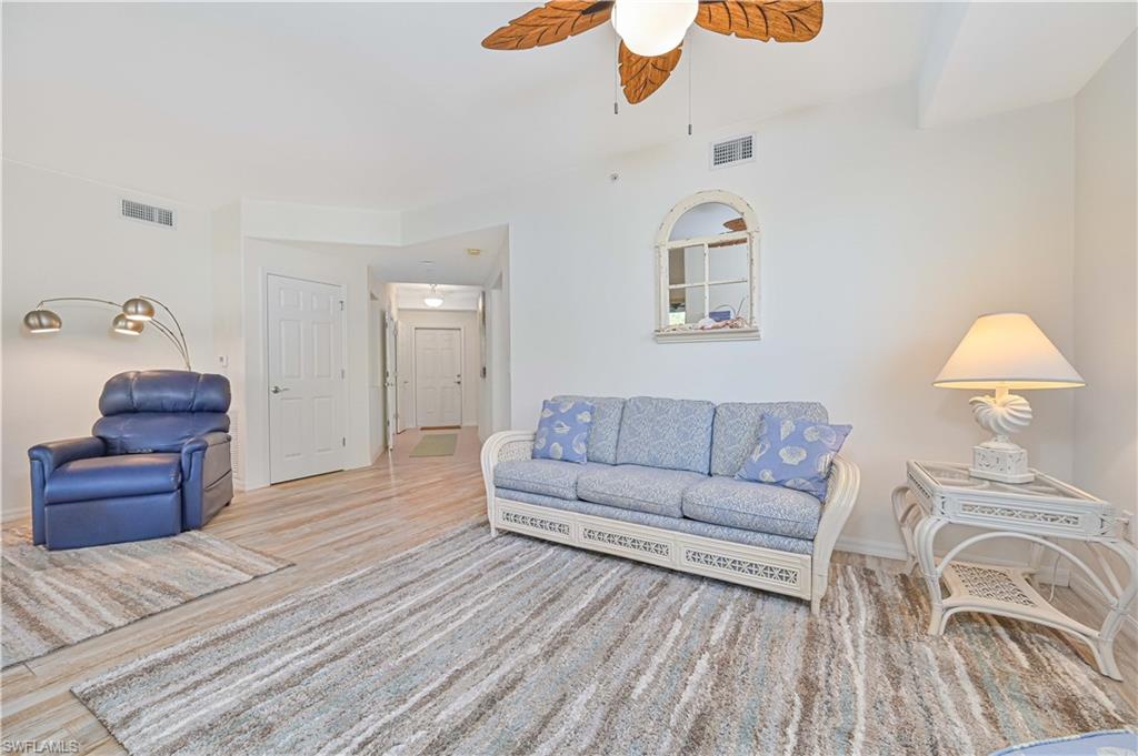 SABAL POINTE - Residential