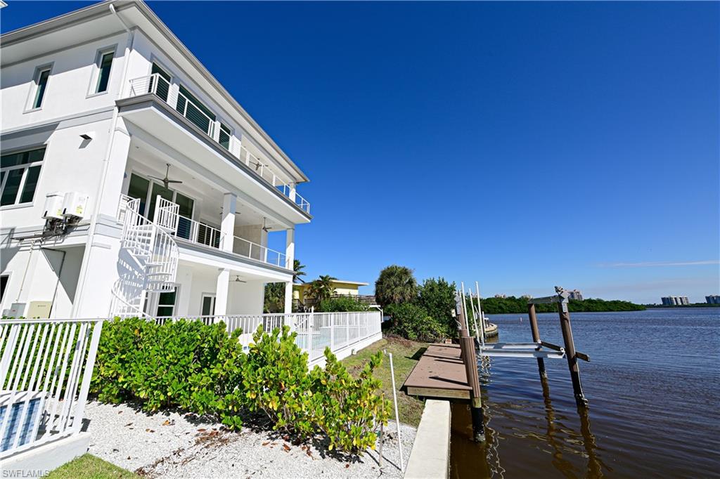 BONITA BEACH - Residential