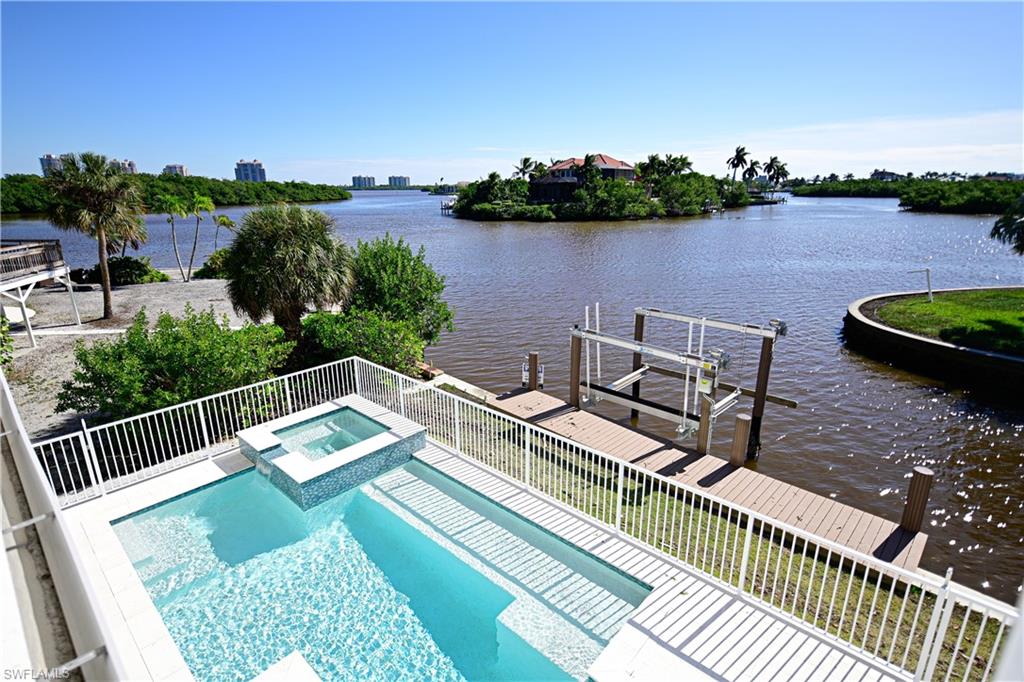 BONITA BEACH - Residential