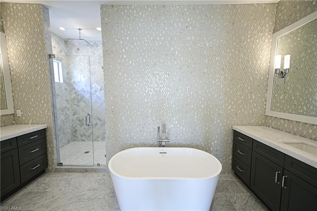 BONITA BEACH - Residential