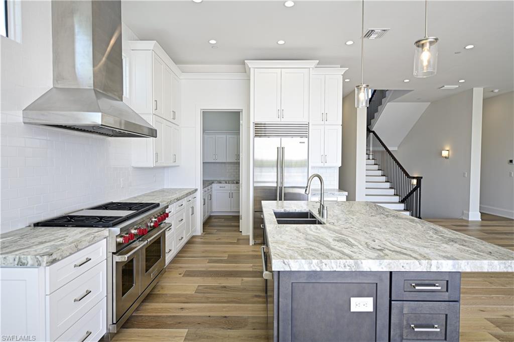 BONITA BEACH - Residential