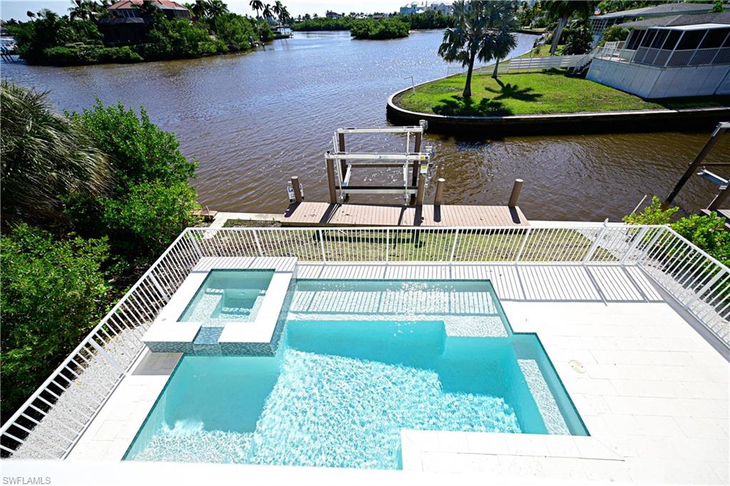 BONITA BEACH - Residential