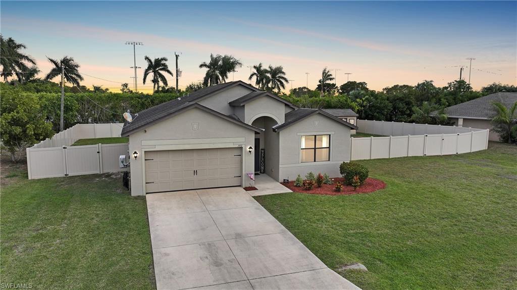 CAPE CORAL - Residential