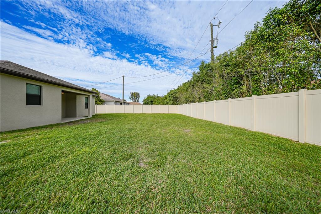 CAPE CORAL - Residential