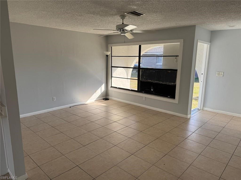 CAPE CORAL - Residential Lease