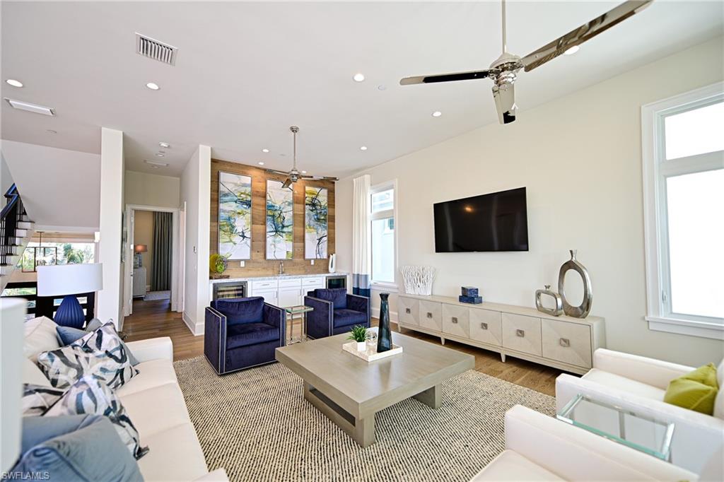 BONITA BEACH - Residential