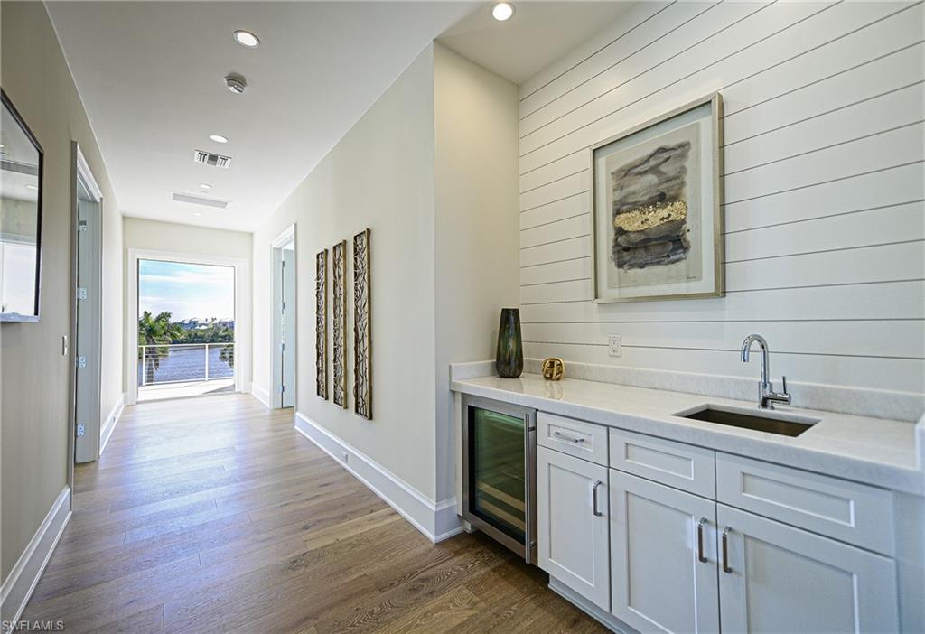 BONITA BEACH - Residential