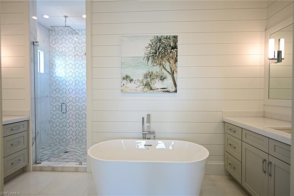 BONITA BEACH - Residential