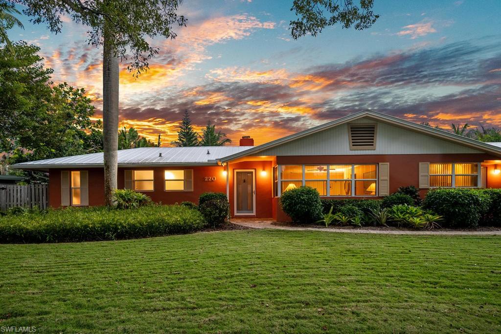 OLDE NAPLES - Residential