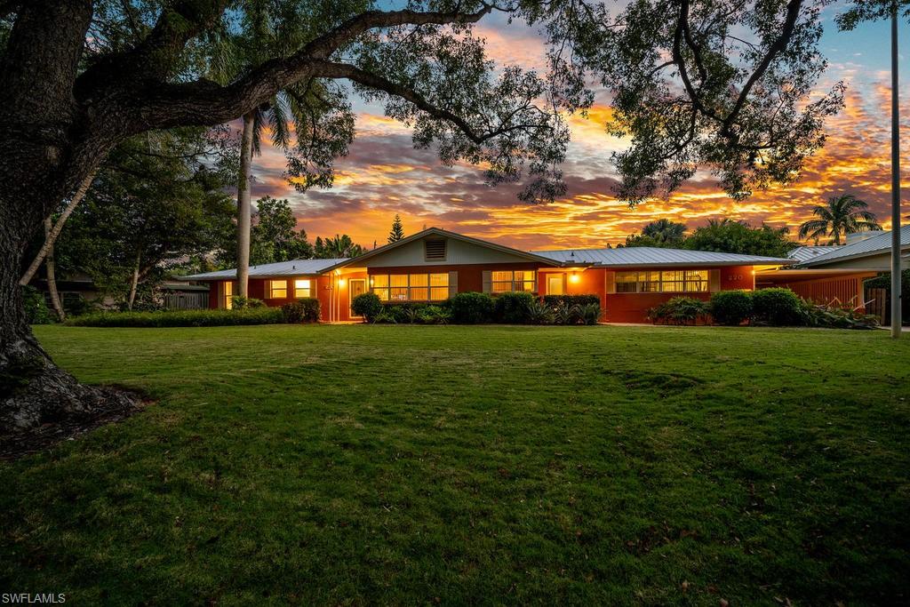 OLDE NAPLES - Residential